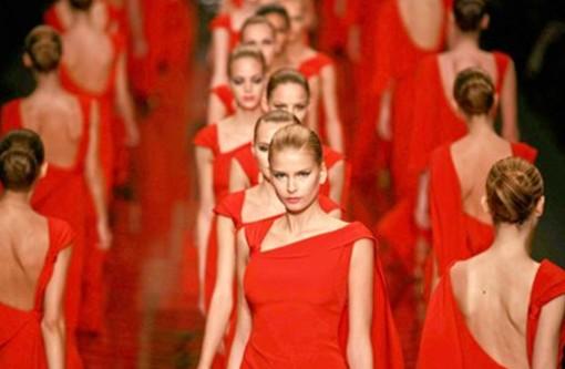 mujeres-vestidas-rojo-son-mas-atractivas-vist-l-vgglt5
